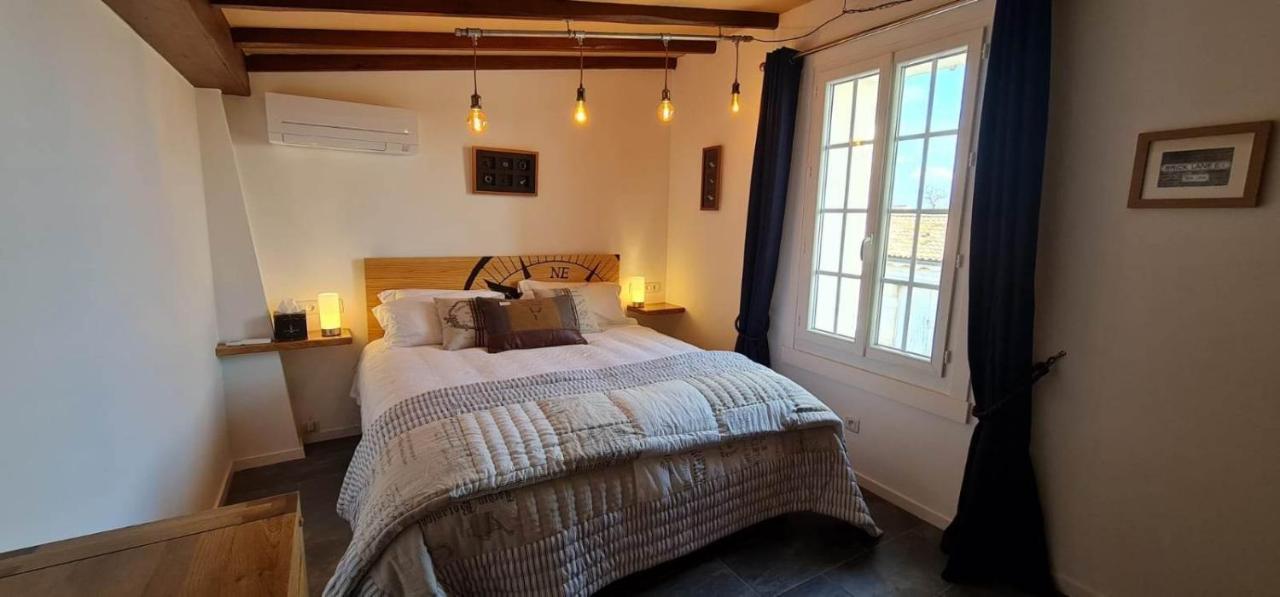 Dom Peyreton Prestige Cottages Set In A Charming Wine Property Villegouge 외부 사진