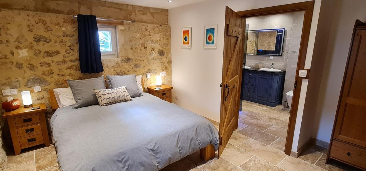 Dom Peyreton Prestige Cottages Set In A Charming Wine Property Villegouge 외부 사진