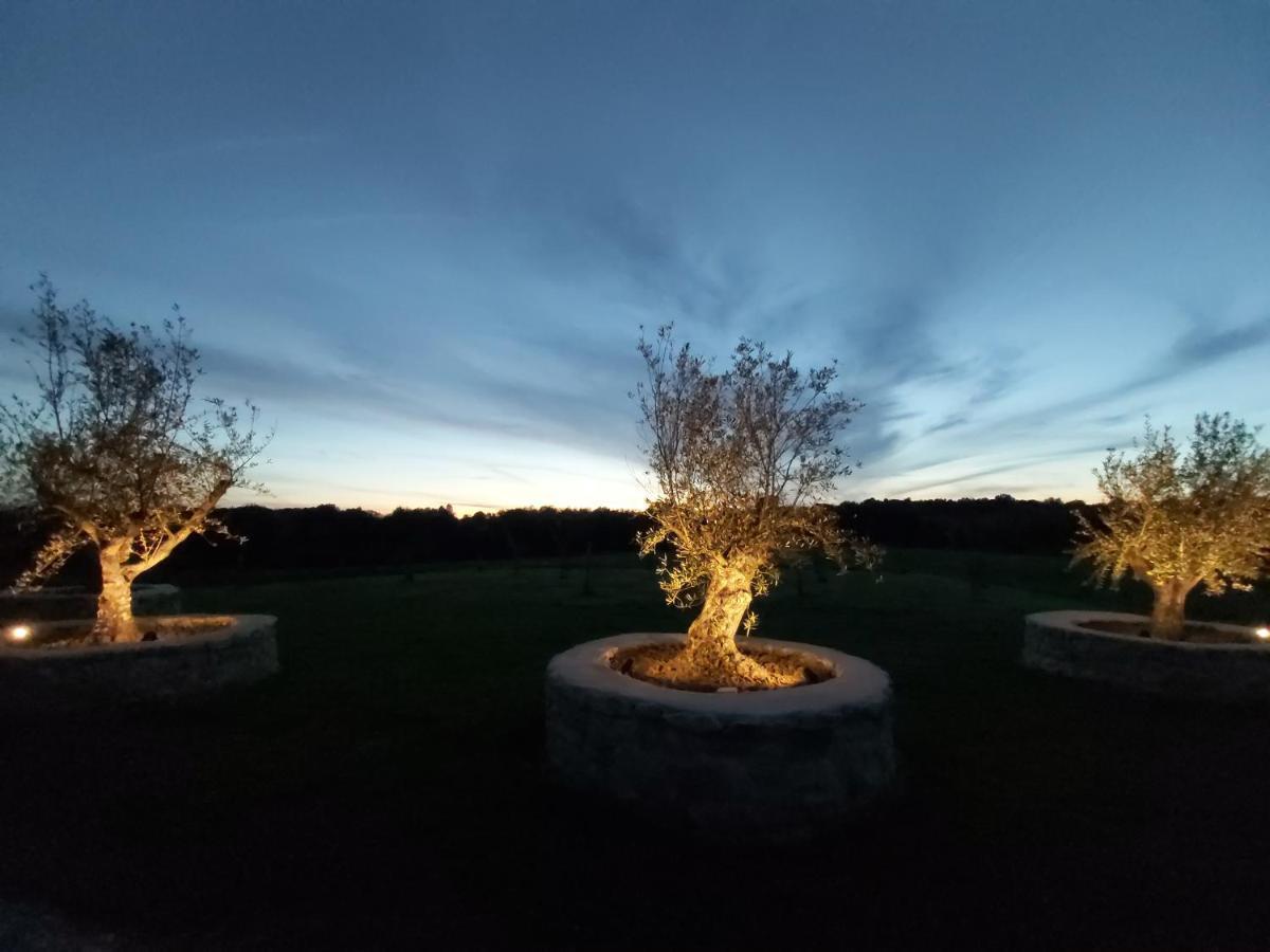 Dom Peyreton Prestige Cottages Set In A Charming Wine Property Villegouge 외부 사진